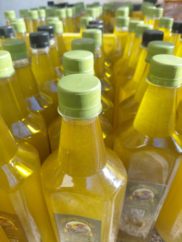 روغن زیتون فرابکر طارم آبانماهی صدرصد خالص